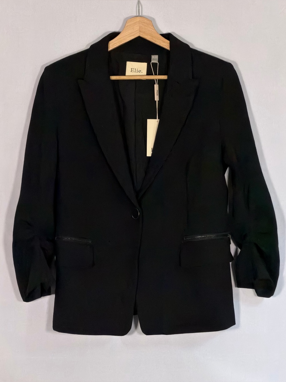 NWT Elie Tahari Women’s 8 Black Ponte Blazer Ruched Sleeves Zip Pockets